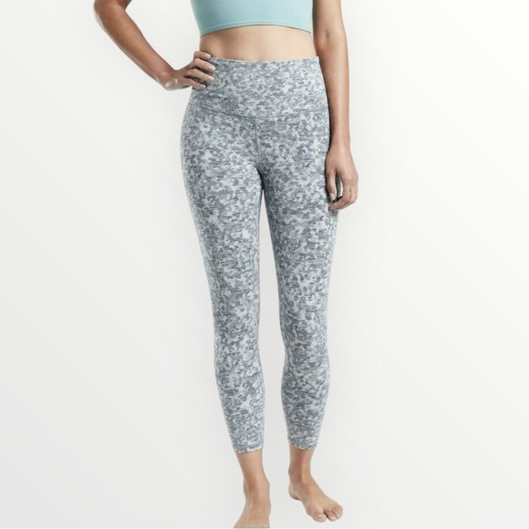 Athleta Pants - ATHLETA Elation Textured Tight XS Meadow Snowfall Blue Leggings #981657 Workout